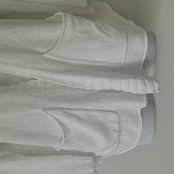 Eileen Fisher Linen and Cotton Blend Open Front Knit flowy Cardigan in white - Picture 3 of 10